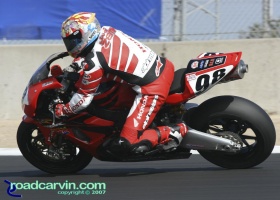 2007 Corona AMA Superbike Championship - Jake Zemke T8 Entry: Jake Zemke on the America Honda CBR1000RR setup for entering the Corkscrew.